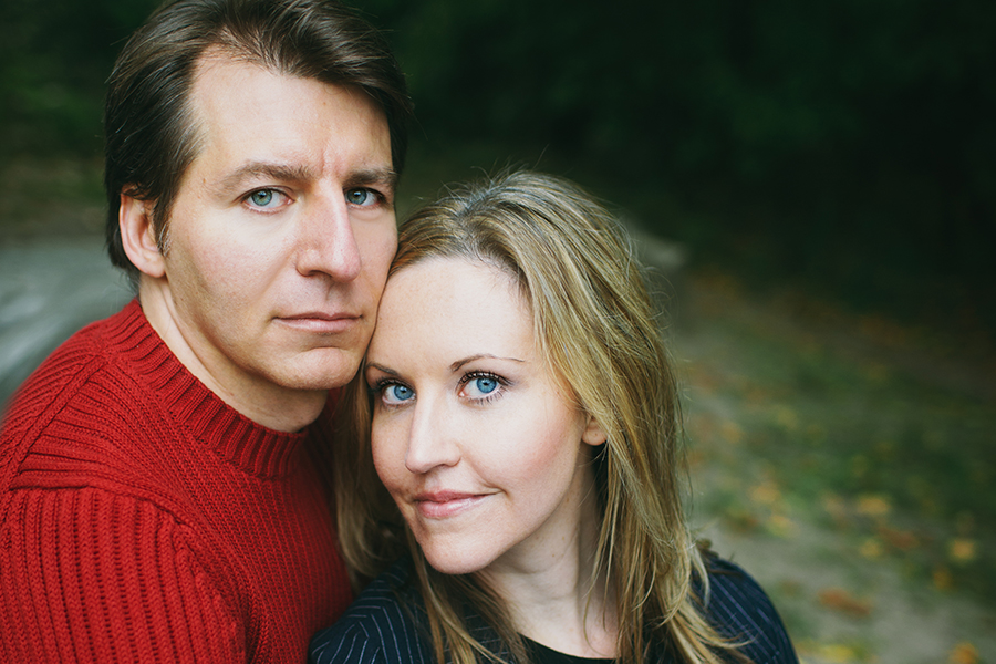 Natural Light Couples Portrait Photographer Toronto Ontario